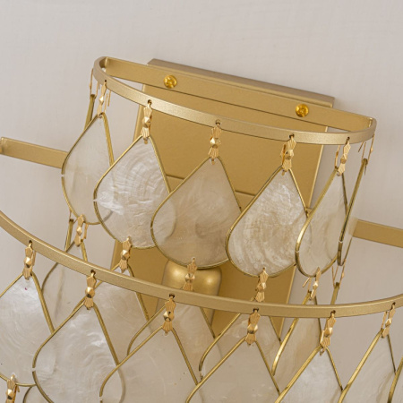 Настенный светильник Favourite Mollitia 4763-1W