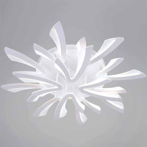 Потолочная люстра Reluce 59090-0.3-8+4 WH