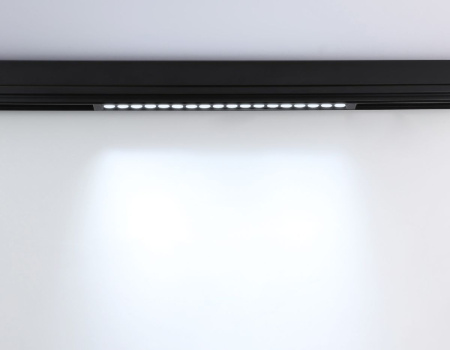 Трековый магнитный светильник Ambrella Light Magnetic 220V GL1314