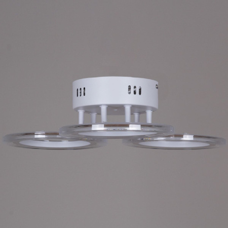 Потолочная люстра Reluce 09812-3.3-03A WH