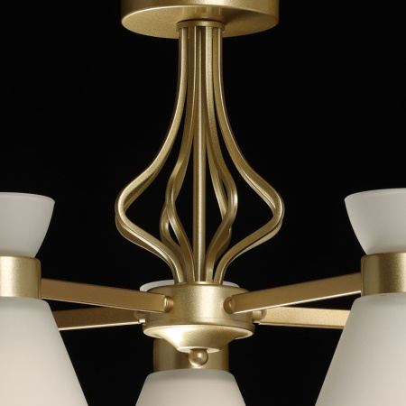 Потолочная люстра De Markt Дэла 635016005