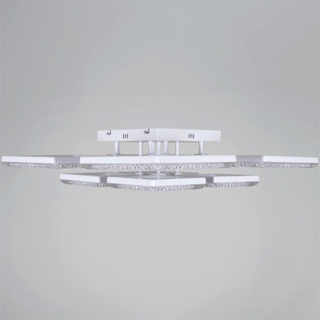 Потолочная люстра Reluce 88120-0.3-4+4C WH