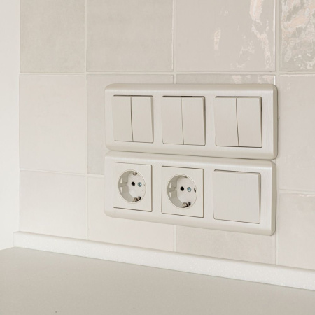 Выключатель  двухклавишный  перламутровый рифленый WL13-SW-2G Werkel