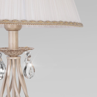 Торшер Eurosvet 10073/1 белый с золотом/прозрачный хрусталь Strotskis