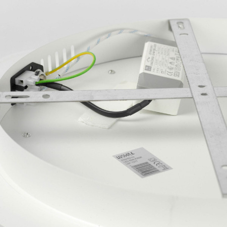 Потолочная люстра Lussole Claudia LSP-7077