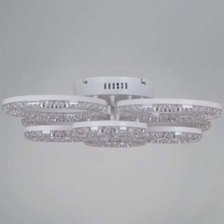 Потолочная люстра Reluce 09847-0.3-4+4A WH