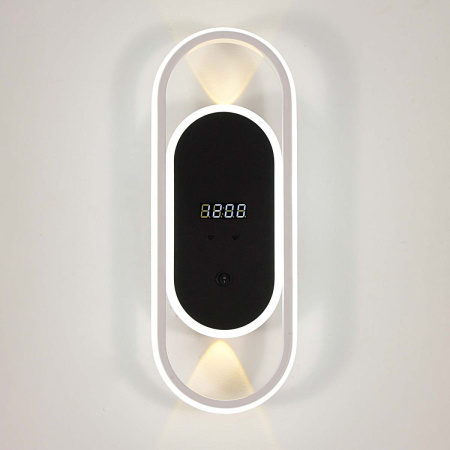 Настенный светильник с часами F-Promo Vigilate 4689-1W