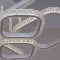 Потолочная люстра Reluce 06335-0.3-4+4A WH (RGB)