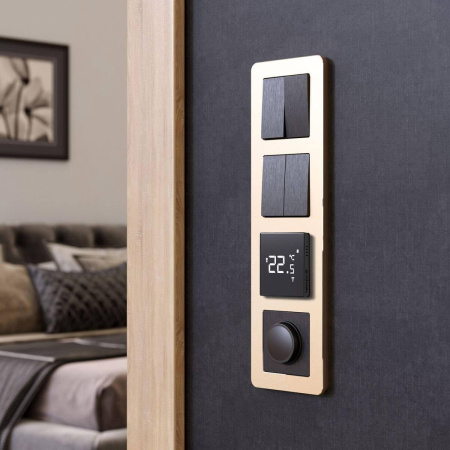 Рамка на 4 поста Platinum шампань W0042611 Werkel