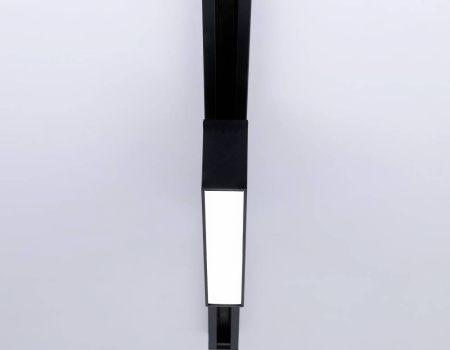 Трековый однофазный светильник Ambrella Light Track System GL6767