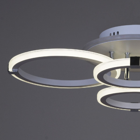 Потолочная люстра Reluce 06319-3.3-04 WH+CR (RGB)