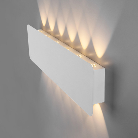 Настенный светодиодный светильник Elektrostandard Angle 40139/1 Led