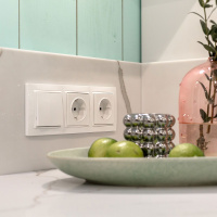 Выключатель двухклавишный проходной белый WL01-SW-2G-2W Werkel