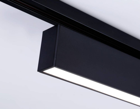 Трековый однофазный светильник Ambrella Light Track System GL6777