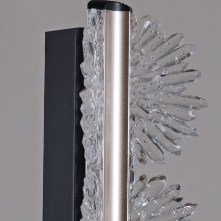 Настенный светильник Reluce 04471-0.2-24W GD