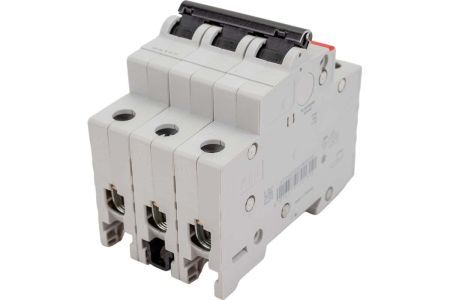 Автоматический выключатель ABB SH203 3-полюсный C63 6кА