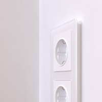 Рамка на 3 поста Acrylic белый W0032701 Werkel