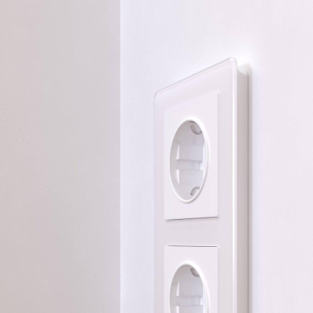 Рамка на 3 поста Acrylic белый W0032701 Werkel