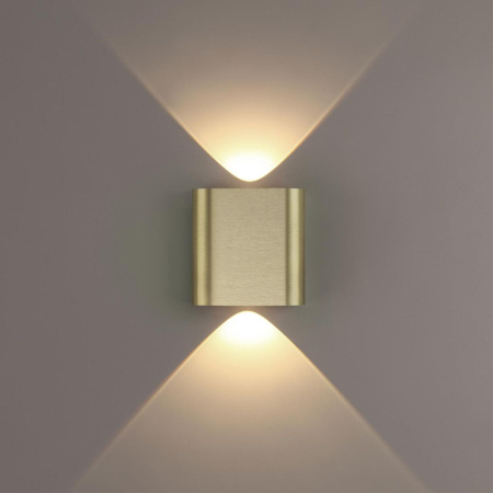 Настенный светильник Odeon Light Hightech Magnum 7107/2WL