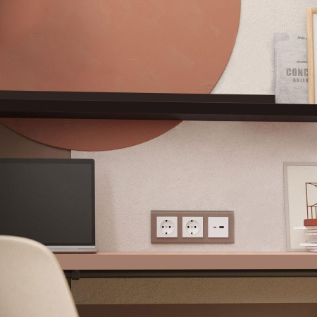 Рамка на 3 поста (латте, стекло) W0031142 Werkel