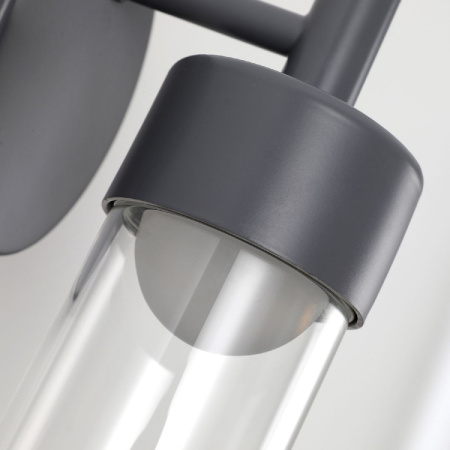 Уличный настенный светильник Favourite Outdoor 4703-1W