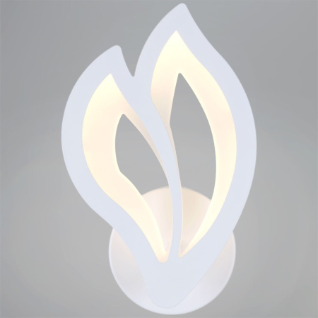 Бра Reluce 00150-0.2-01 WH