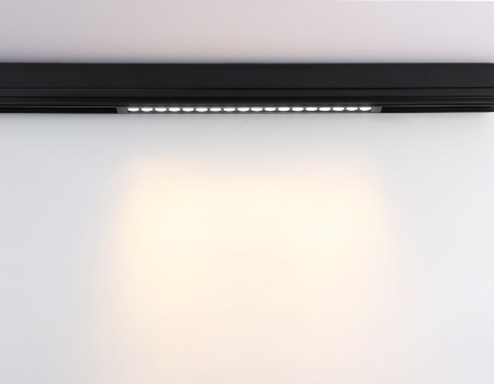 Трековый магнитный светильник Ambrella Light Magnetic 220V GL1312