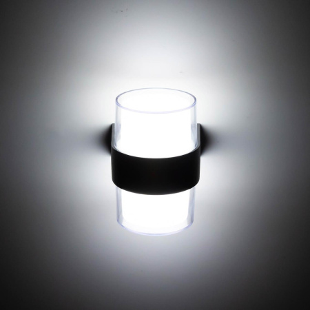 Уличный настенный светодиодный светильник Citilux CLU0009R