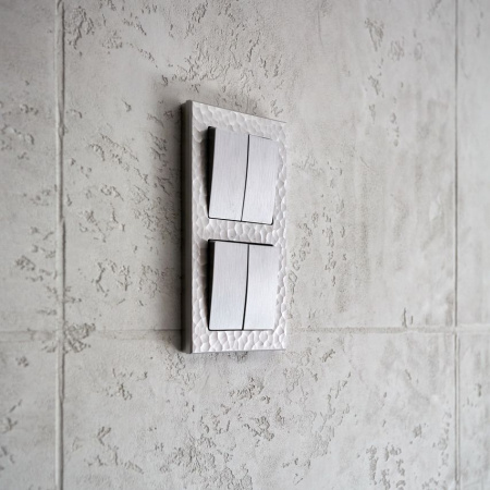 Выключатель двухклавишный серебряный рифленый WL09-SW-2G Werkel