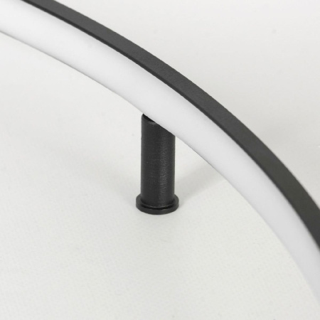 Потолочная люстра Lussole Lowell LSP-7110