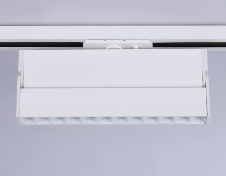 Трековый однофазный светильник Ambrella Light Track System GL6816