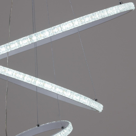 Подвесная люстра Reluce 06315-3.9-03 WH