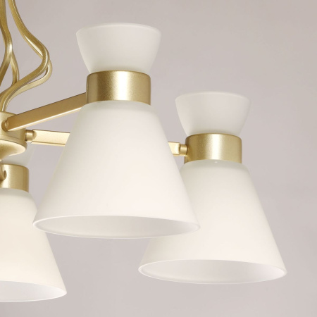 Потолочная люстра De Markt Дэла 635016005