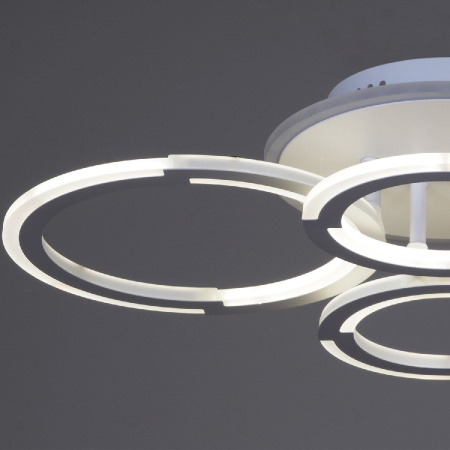 Потолочная люстра Reluce 09820-3.3-2+2A WH (RGB)