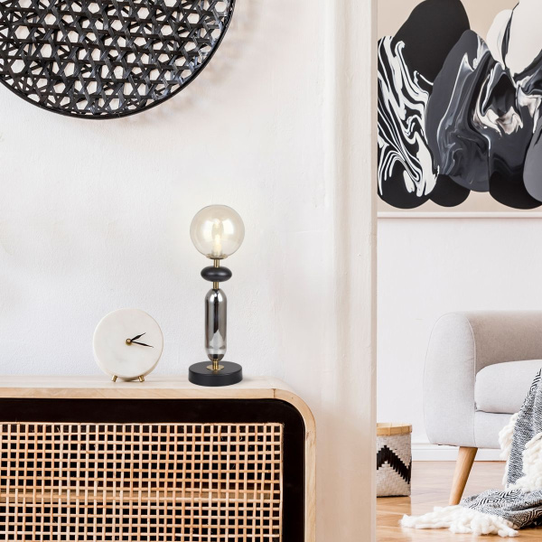 Настольная лампа Escada Capsule 2102/1