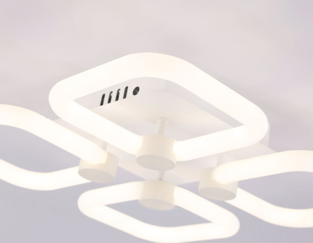 Потолочная люстра Ambrella Light Original FA3819