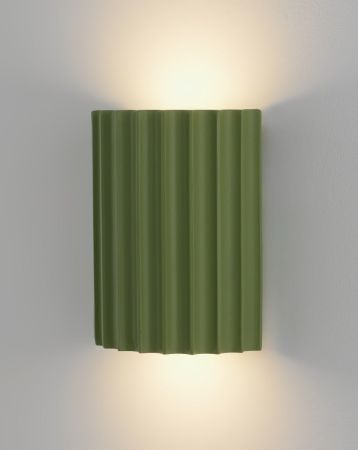 Настенный светильник Moderli Bailey V11222-WL