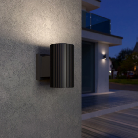 Уличный настенный светильник 1404 Techno черный Elektrostandard