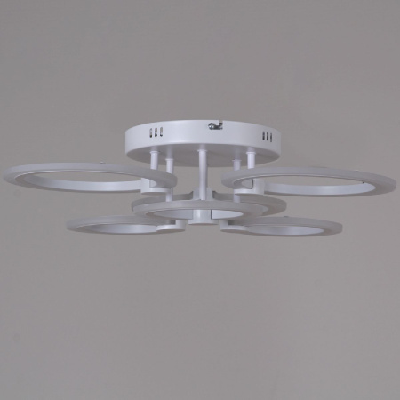 Потолочная люстра Reluce 09502-0.3-3+3 WH