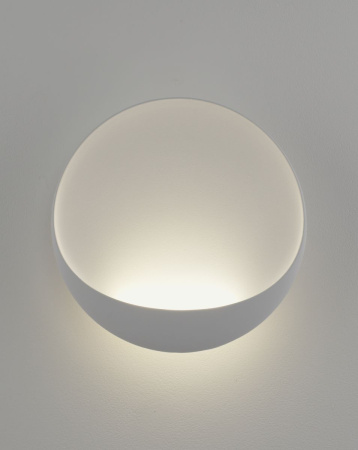 Настенный светильник Moderli Maloni V11216-WL