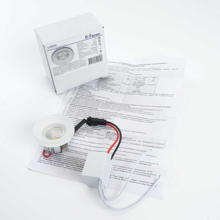 Встраиваемый светодиодный светильник Feron LN003 28774