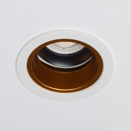 Встраиваемый светильник De Markt Прайм 850010701