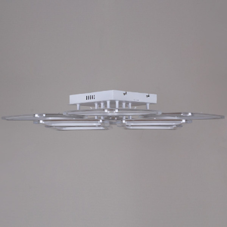 Потолочная люстра Reluce 09826-3.3-4+4B WH