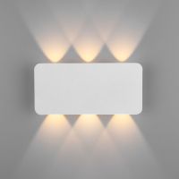 Настенный светодиодный светильник Eurosvet Angle 40138/1 LED белый