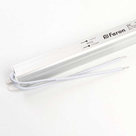 Блок питания для светодиодной ленты Feron LB001 24V 60W IP20 2,5A 48014