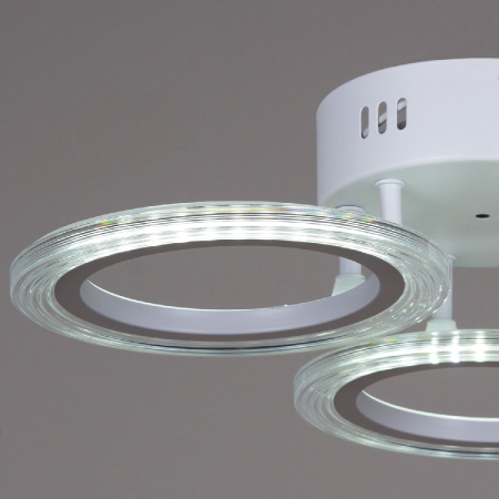 Потолочная люстра Reluce 09812-3.3-03A WH