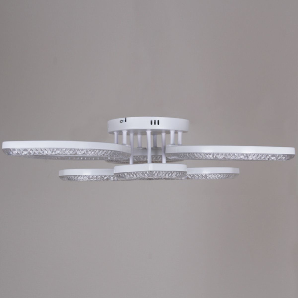 Потолочная люстра Reluce 28120-0.3-3+3C WH