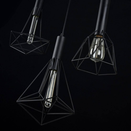 Светильник Maytoni T021-03-B черный
