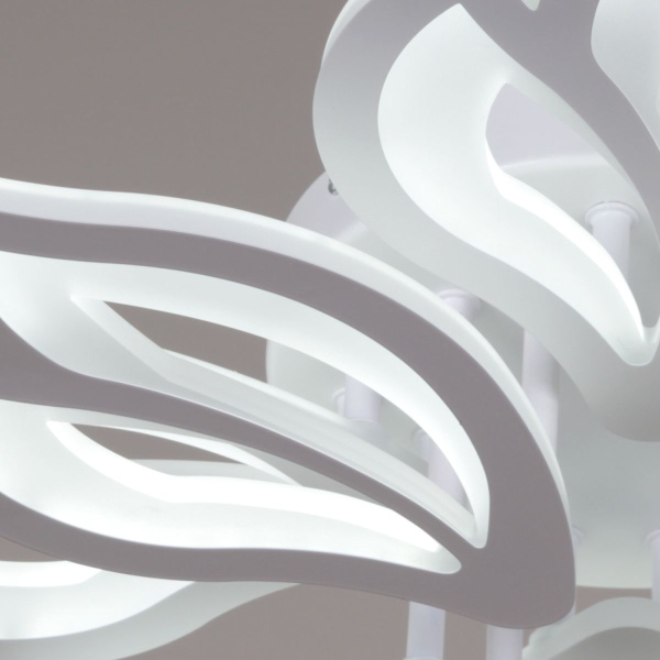 Потолочная люстра Reluce 00150-0.3-4+4 WH