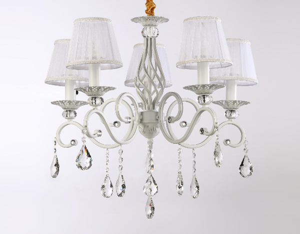 Подвесная люстра Ambrella Light Traditional TR4547